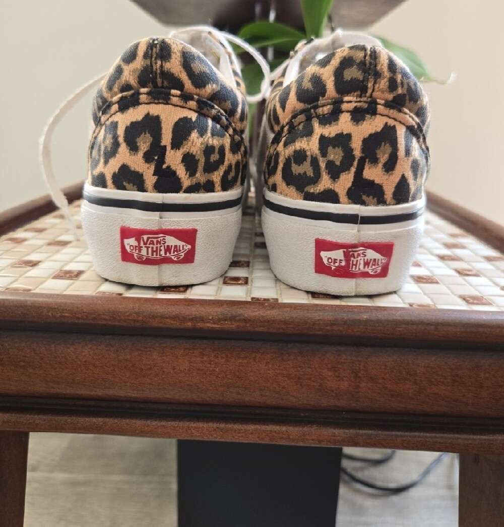 Vans Leopard Print Platform Old Skool Sneakers — Size 6.5 - Picture 3 of 9